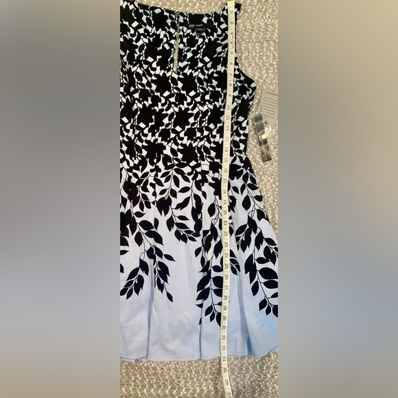 Maggy London Sky/Black Floral Dress for Nordstrom NWT - 6P - Picture 8 of 8